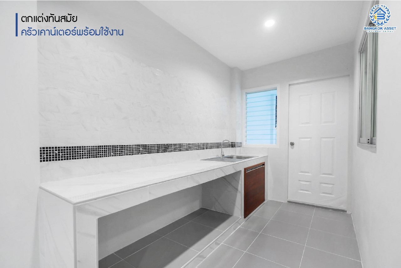 บ้านมือสองตกแต่งใหม่ ม.ศุภาลัยวิลล์ วงแหวน-รัตนาธิเบศร์ เนื้อที่ 50 ตร.ว. ฟังก์ชั่นจัดเต็ม 4 ห้องนอน 2 ห้องน้ำ 2 ที่จอดรถ Master Bedroom มี Walk- in Closet ตอบโจทย์ทุกการเข้าอยู่ บนทำเลเดินทางสะดวก ใกล้ถ.กาญจนาภิเษก เซ็นทรัลเวสต์เกต และรถไฟฟ้า "สถานีคลองบางไผ่"...